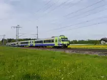 BLS - Regio nach Thun via Bern am Schluss der Steuerwagen ABt 50 85 80-35 972-9 unterwegs bei Lyssach am 30.04.2016