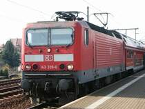 143 339-0
S-Bahn nach Bad Schandau im Hp Dresden-Strehlen
27.03.2007