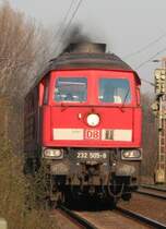 Ru�partikelfilter? Wohl kaum. 232 505-8 bei einer Leerfahrt am B� Gelsenkirchen-Bismarck. 28.03.2007