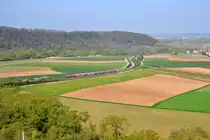 Eine unbekannte 143 mit RB 19117 Osterburken - Stuttgart Hbf am 20.04.2016 bei Lauffen(Neckar)