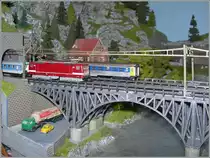 Die DB 143 361-4 mit einem IR auf meiner Z-Anlage.
23. Mai 2016