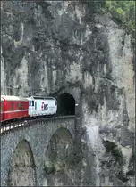 Hinein in die Felswand -

Landwasserviadukt bei Filisur. Bild neu bearbeitet.

14.05.2008 (M)