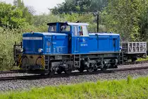 Lok 251 901 wurde vom Rasenden Roland abgehangen, der von Lauterbach Mole kam. - 21.05.2016
