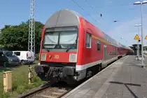 RE 18491(Warnem�nde-Berlin)stand am 28.05.2016 abgestellt im Bahnhof Warnem�nde.