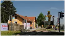 Einsatz Kirov Kran KRC 1200 am 28.5.2016 anlässlich der Neuerrichtung eines Durchlasses bei der GKB-Haltestelle Oisnitz-St. Josef.
