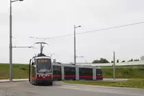 B 680 auf der Linie 26 in der Schleife Hausfeldstraße, 29.05.2016