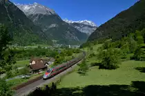 Ein ETR 610 am 21.05.2016 bei Erstfeld. 