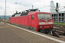 120 145-8 am 14.05.2015 abgestellt in Basel Bad Bf. Einen Tag zuvor brachte sie zusammen mit 120 138-3 den IC 1177 (Berlin Ostbahnhof - Basel Bad Bf) nach Basel und wird diesen am 15.05. als  IC 1174 wieder nach Berlin bringen.