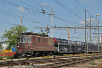 BLS Lok 425 176 durchfährt den Bahnhof Pratteln. Die Aufnahme stammt vom 28.05.2016.