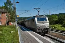 37 030 ist am 07.06.16 mit einen Kesselzug in Richtung Gemünden/Main unterwegs gesehen in Rieneck.