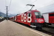 1116 225-4 am Zugschluss vom  ÖFB-railjet , unterwegs als railjet 632 (Lienz - Wien Hbf), in Lienz.
Aufgenommen am 9.6.2016