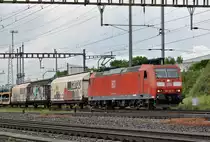 DB Lok 185 103-9 durchfährt den Bahnhof Pratteln. Die Aufnahme stammt vom 05.06.2016.
