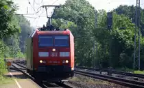 185 006-4 DB kommt aus Richtung Aachen-West,Laurensberg,Richterich und fährt durch Kohlscheid und fährt als Lokzug aus Aachen-West nach Herzogenrath und fährt durch Kohlscheid und fährt in Richtung Herzogenrath.
Aufgenommen vom Bahnsteig 1 in Kohlscheid. 
Bei Sommerwetter am Nachmittag vom 9.6.2016.