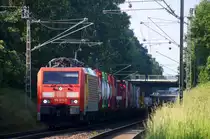 189 005-2 DB kommt die Kohlscheider-Rampe hoch aus Richtung Neuss,Herzogenrath mit einem Güterzug aus Kutnow(PL) nach Antwerpen-Combinant(B)  und fährt durch Kohlscheid in Richtung Richterich,Laurensberg,Aachen-West. 
Aufgenommen vom Bahnsteig 1 in Kohlscheid. 
Bei Sommerwetter am 9.6.2016. 