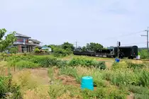 Die kleinen Lokomotiven von Siemens-Schuckert/MAN (1924) der Jôshin-Bahn: Durch die Gärten. 29.Mai 2016. 