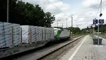 Umleiter Zug in Geltendorf wartet auf die Abfahrt über die nördliche Ammerseebahn.
16.06.16