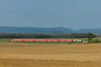 111 123 mit einem RE am 03.04.2016 bei Langenisarhofen. 