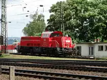 DB Cargo Voith Gravita 10BB 261 079-8 am 18.06.16 in Koblenz von einen Gehweg aus fotografiert