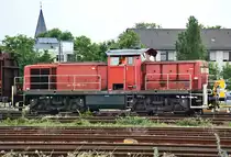 3294 692-9 auf dem Bf-Gelände Euskirchen - 07.06.2016