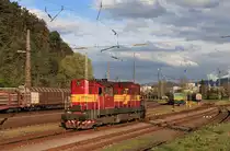 742 310 im Bahnhof Ruzomberok, 29.04.2016.