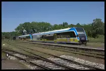 Triebwagen SA 134-012 mit weiterem SA 134 hatte am 22.05.2016 Sonntagsruhe im Bahnhof Nysa.