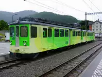 tpc / AL - Zahnradtriebwagen BDeh 4/4 301 mit Steuerwagen Bt 352 im Bahnhof von Aigle am 19.06.2016