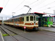 tpc / AL - Zahnradtriebwagen BDeh 4/4 302 mit Steuerwagen Bt 351 im Bahnhof von Aigle am 19.06.2016