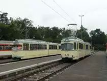 VGF Düwag N-Wagen 112 und O-Wagen 110 am 25.06.16 in Frankfurt Stadion bei der Straßenbahnparade. Die Anlage wurde für dieses Event gesperrt und mann konnte auf den Gleisen Fotos machen