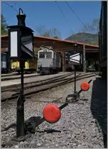 Die Blonay Chamby Bahn zeigt neben etliche Dampfloks auch zahlreiche Schmalspurtriebwagen, und die sind für mich an ebenso faszinierend.
Der 1914 in Betrieb genommene BCFeh 4/4 N° 10 der LLB in Chaulin.
8. Mai 2016  