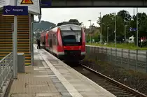 Endstation in Bestwig ist für den RE57 am heutigen Samstag den 2.7.2016, da die Strecke gen Arnsberg gesperrt war. Hier ist am so eben eingefahren Zug als Schlußfahrzeug der 640 027 zu sehen.