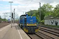 Nachschuss auf MWB V 2101 (275 101-4) am 26.05.2015 in Hamburg Harburg, als sie in den Harburger Gbf fuhr, um einen Autozug in den Hafen zu bespannen.