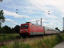 DB Fernverkehr 101 082-6 mit IC bei Walluf am 29.06.16