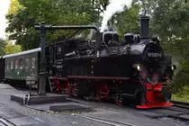 99 5901 mit IG HSB-Sonderzug am 17.10.2015 beim Wasserfassen im Bahnhof Drei Annen Hohne.