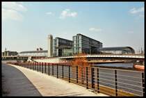 Der Hauptbahnhof Berlin. Nach meiner Meinung ist es der sch�nste Bahnhof der Welt.