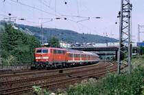  Die 111 146 bei der Durchfahrt in Hagen-Hengstey mit Ziel D�ren/ Rhld. Aufn. 2006