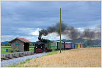 Es hat leider die Sonne im Rücken gefehlt, die Wolkenstimmung im Stainztal war am 17.7.2016 teilweise genial. Die Aufnahme entstand bei der Durchfahrt der Haltestelle Neudorf/Stainztal.