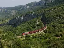 Eine 363 mit einem leeren Erzzug am 25.06.2016 unterwegs bei Zanigrad.