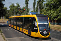 Tw. 2202, Feher ut, Haltestelle Terebesi ut. (12.07.2016)