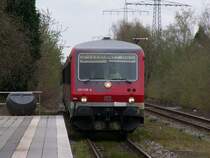 Der  Niers-Express  bei der Einfahrt in den Bahnhof Nieukerk. Fahrtrichtung D�sseldorf. Das Foto entstand am 03.04.2007