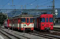 TRAVYS/YStC: Recht unterschiedlich präsentierten sich die beiden aus dem Jahre 1981 stammenden Triebwagen Be 4/4 15 und Be 4/4 1 am 19. Juli 2016 in Yverdon-les-Bains dem Fotografen. Besonders zu beachten sind: Farbanstrich, Stirnlampen und Kupplung. Nach seinem Aufenthalt bei der MBC/BAM sieht der Be 4/4 15 etwas vernachlässigt aus.
Foto: Walter Ruetsch
 