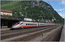 Ein FS Trenitalia ETR 610 als EC 153 unterwegs von Luzern nach Milano bei der Durchfahrt in Göschenen. 
28. Juli 2016