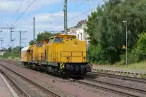 Am 18.7 kam 293 009-7 mit einer weiteren 293 und einem 3Achser Umbauwagen durch Wefensleben gen Magdeburg gefahren.

Wefensleben 18.07.2016
