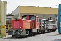 Tm 2/2 8773 rangiert bei der Firma Thommen in Kaiseraugst. Die Aufnahme stammt vom08.07.2016.