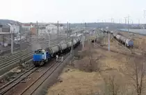 RBB 271 014 verlässt den Bitterfelder Bahnhof in nördlicher Richtung.
Aufnahmedatum: 03.03.2016