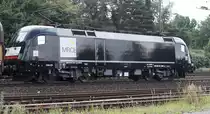 ES 64 U2-035 westlich vom Rbf Hannover-Linden unterwegs in Richtung Seelze. 30.07.16 