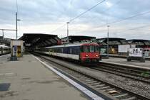 BDt EWII 50 85 82-33 917-4 an der Spitze des Dispo Basel als IC 786 bei Ausfahrt in Z�rich HB, 31.07.2016.