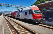 86-33 113-0 fährt an der Spitze der S1 5619 (Lindau Hbf - Bludenz), in den Bahnhof Feldkirch ein.
Aufgenommen am 18.7.2016. Schublok war 1116 265-0.