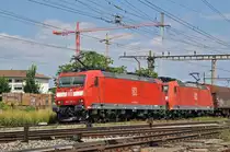 Doppeltraktion, mit den DB Loks 185 130-2 und 185 103-9, durchfahren den Bahnhof Pratteln. Die Aufnahme stammt vom 16.07.2016.