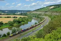 Eine unbekannte ES 64-F4 mit einem KLV-Sattelaufliegerzug bei Himmelstadt auf der Fahrt Richtung Nürnberg, 23.07.2015