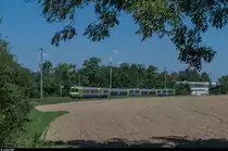 RBDe-565-Pendelzug als Extrazug nach Corcelles-Nord ans ESAF 2016 am 28. August 2016 bei Muntelier-Löwenberg.